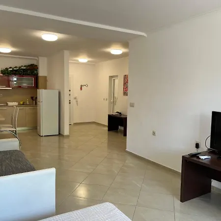 Apartamento меден рид